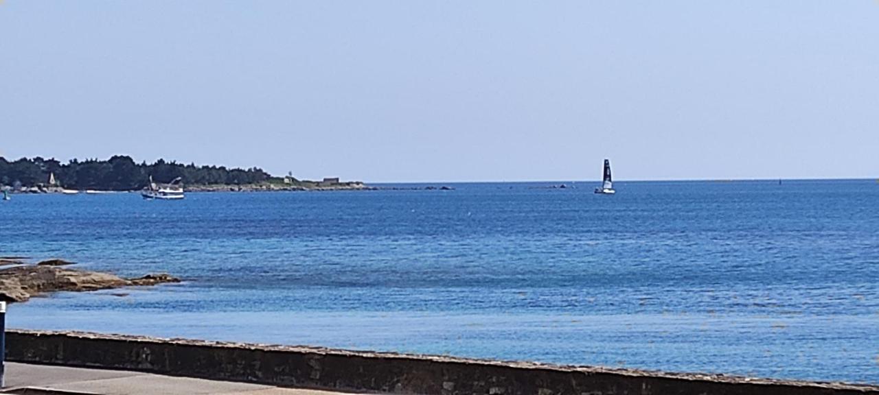Appartement T3 De 74M2 Tres Lumineux Vue Panoramique Mer Et Plages Concarneau Exterior foto